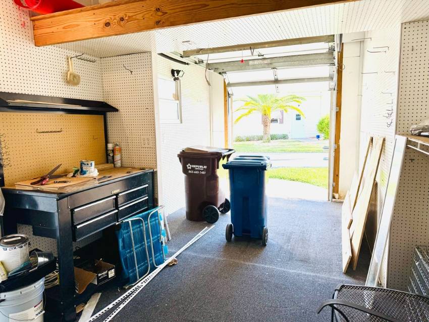 4746 Devonwood Ct. a Lakeland, FL Mobile or Manufactured Home for Sale